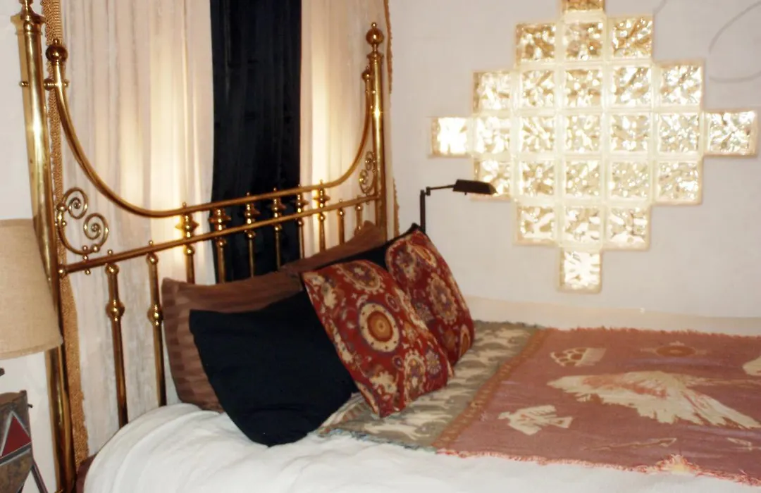 Touchstone Inn-1