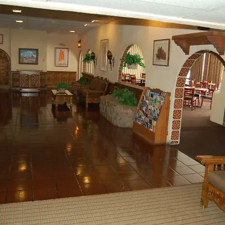 Quality Inn Taos-3